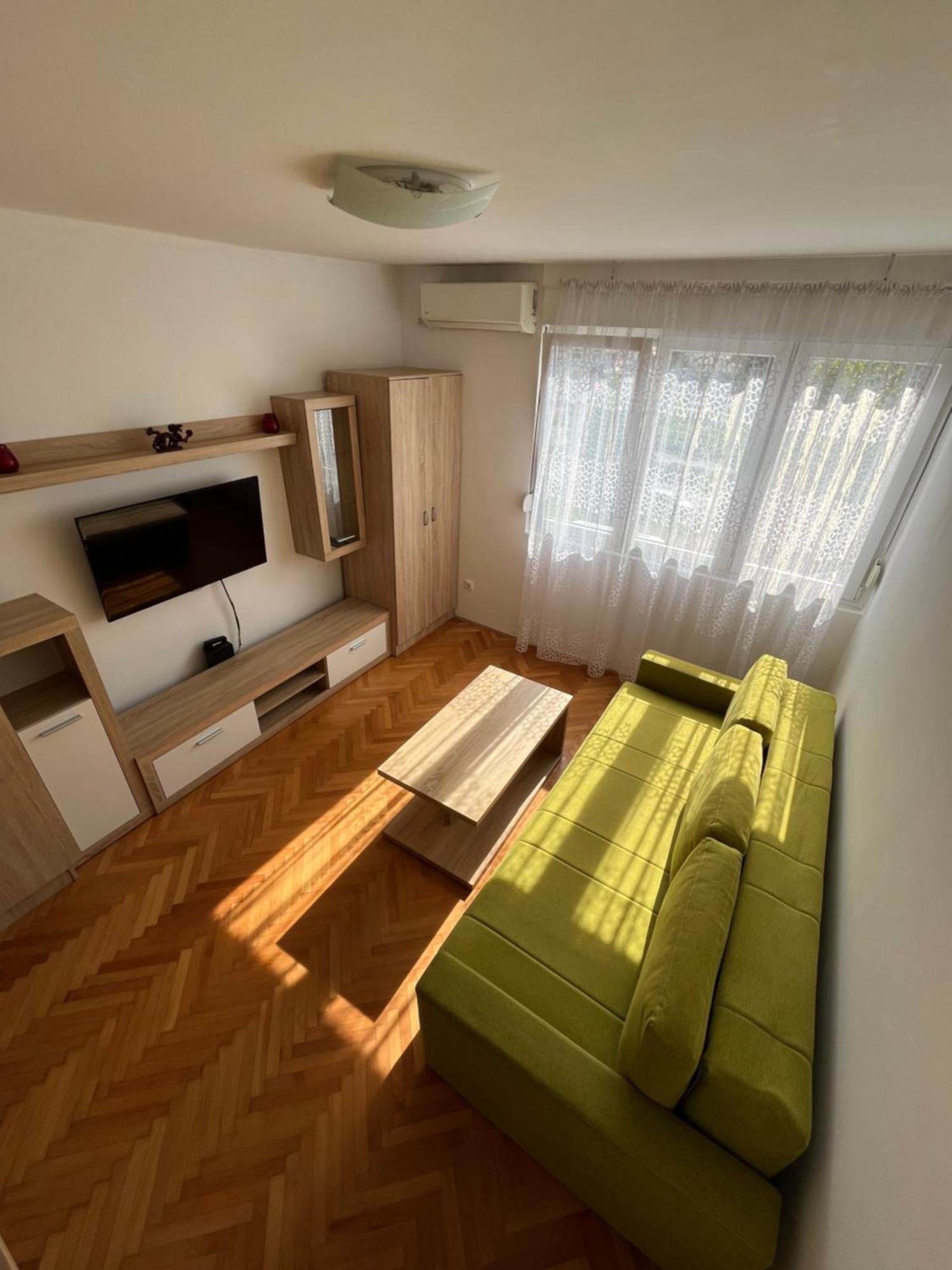 Studio Apartment Welcome Bar Ngoại thất bức ảnh